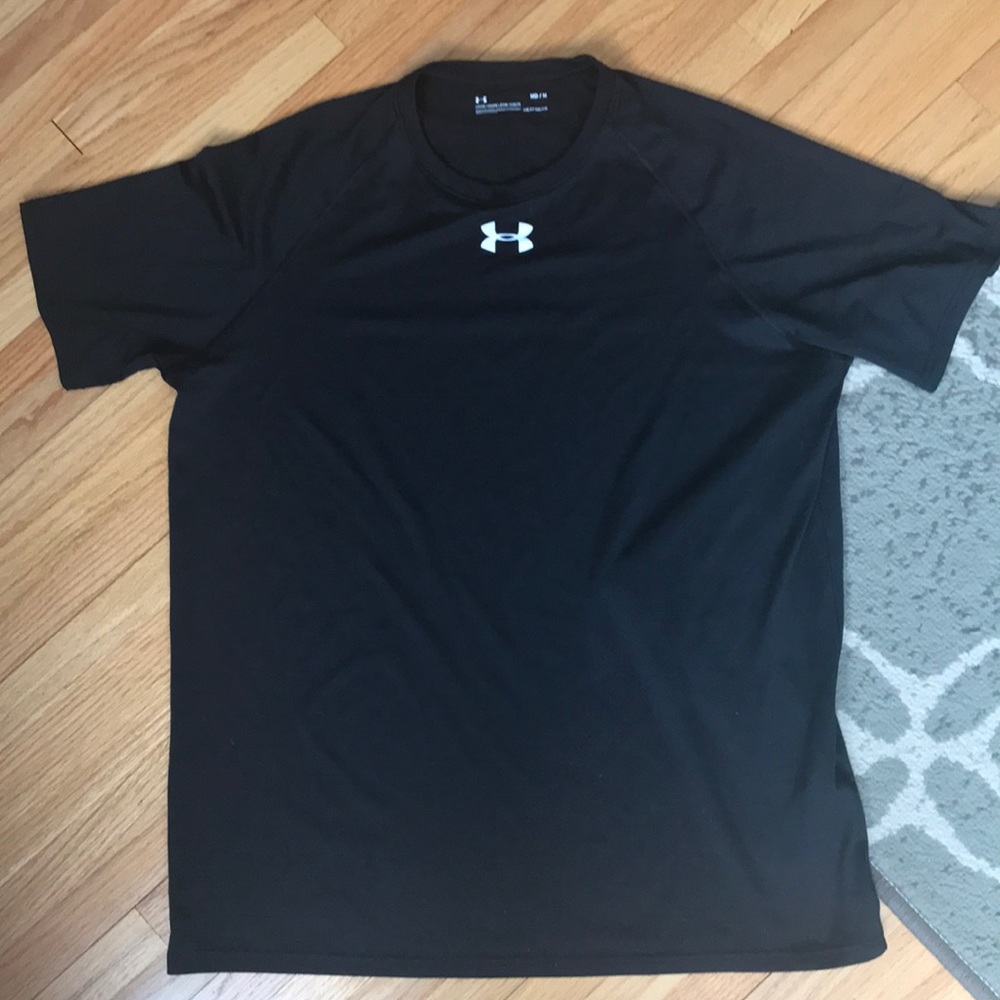 NWT Men’s Under Armour Tee